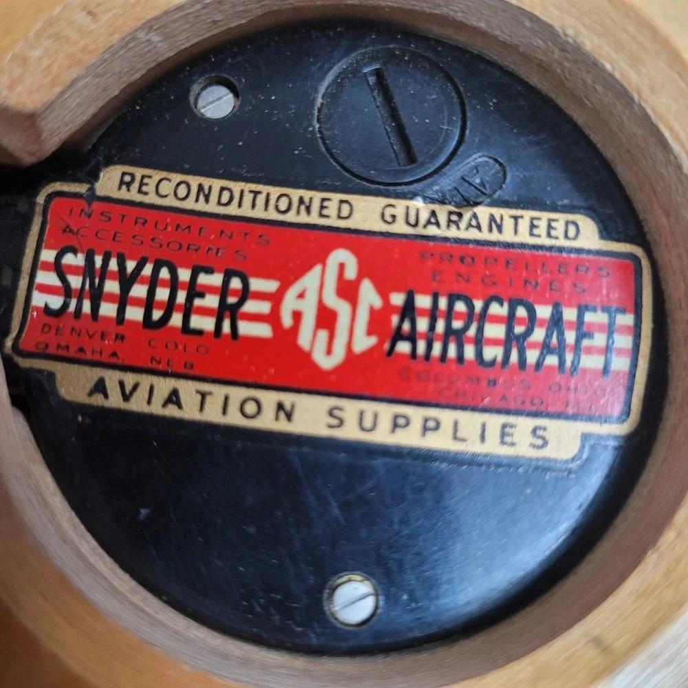 Vintage Wooden Propeller Wind-Up Snyder Aicraft Clock Prop Wall Decor WORKS‎ 26